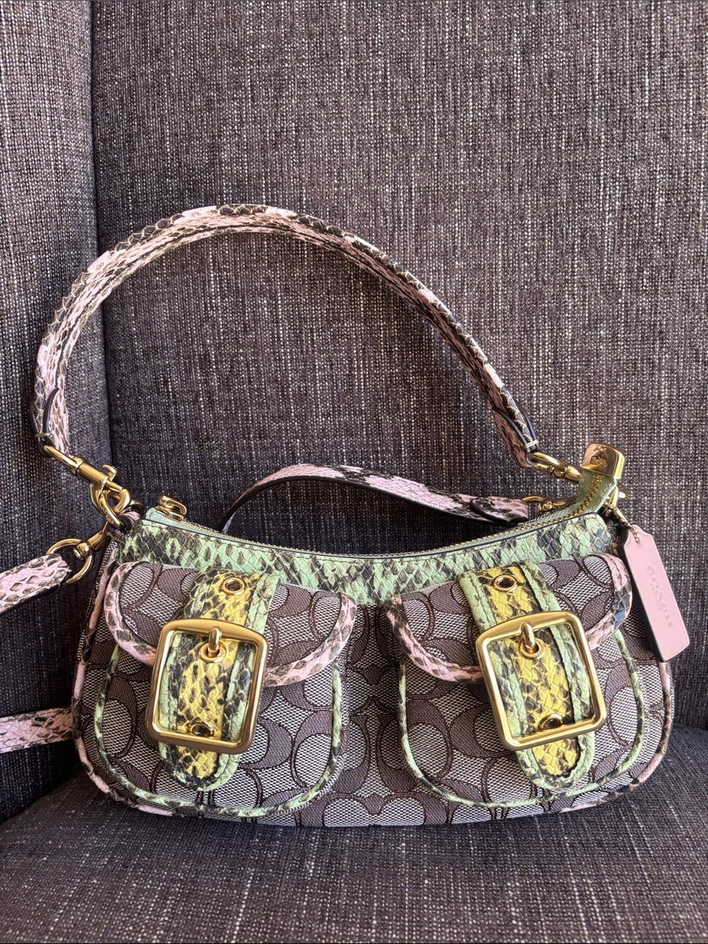 Coach Ashton Shoulder Bag In Signature Jacquard GOLD/OAK MULTI Like New w/Straps - Picture 7 of 16